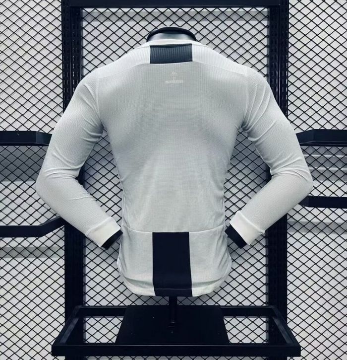 Player Version Long Sleeve Retro Jersey 2018-2019 Juventus Home Soccer Jersey Vintage Football Shirt