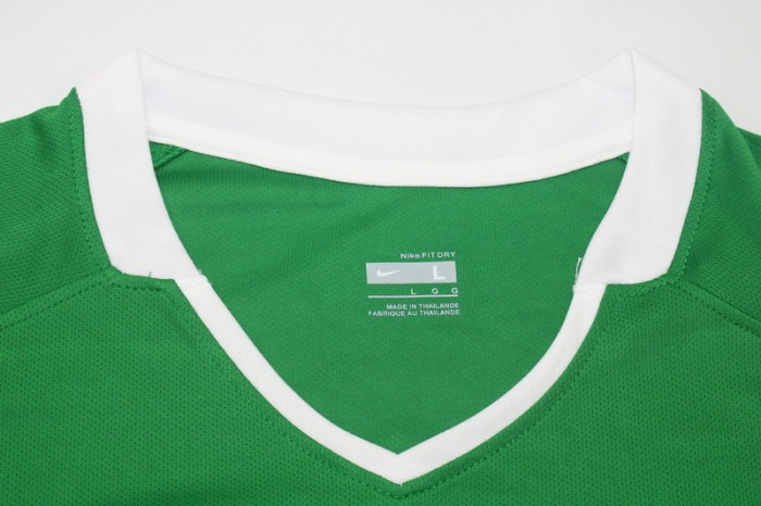 Retro Shirt 2008-2009 VfL Wolfsburg Home Soccer Jersey Vintage Football Shirt