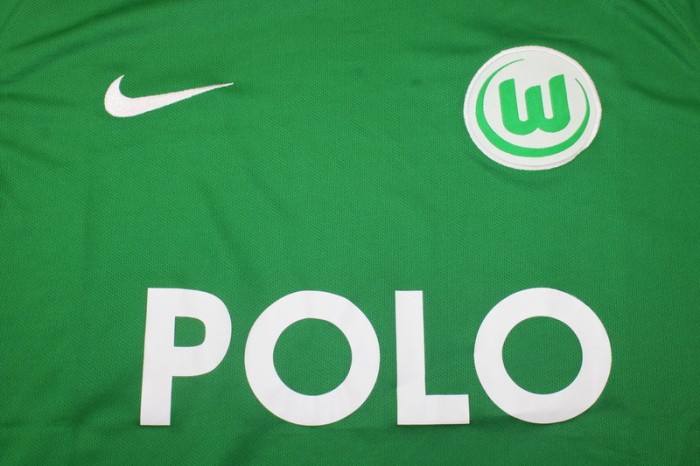 Retro Shirt 2008-2009 VfL Wolfsburg Home Soccer Jersey Vintage Football Shirt