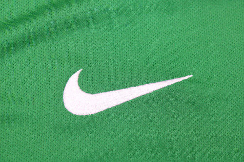 Retro Shirt 2008-2009 VfL Wolfsburg Home Soccer Jersey Vintage Football Shirt