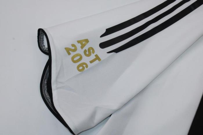 with Front Lettering Retro Jersey 2005-2006 Newcastle United Home Soccer Jersey Vintage Football Shirt