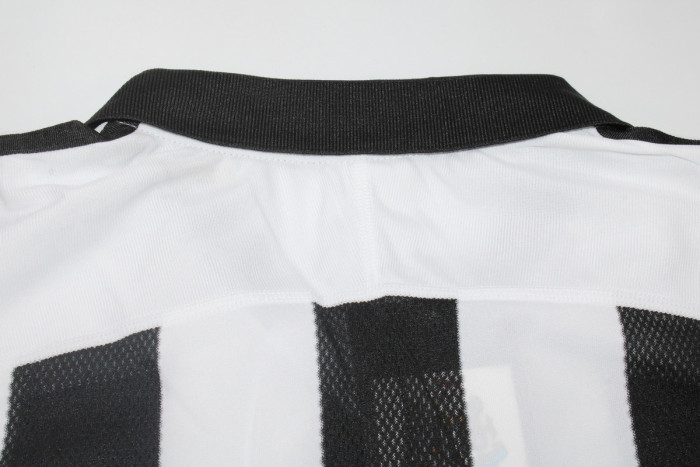 Retro Jersey 2003-2005 Newcastle United Home Soccer Jersey Vintage Football Shirt