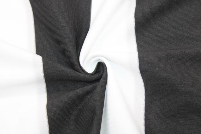 with Front Lettering Retro Jersey 2005-2006 Newcastle United Home Soccer Jersey Vintage Football Shirt