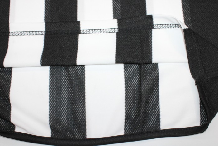 Long Sleeve Retro Jersey 2003-2005 Newcastle United Home Soccer Jersey