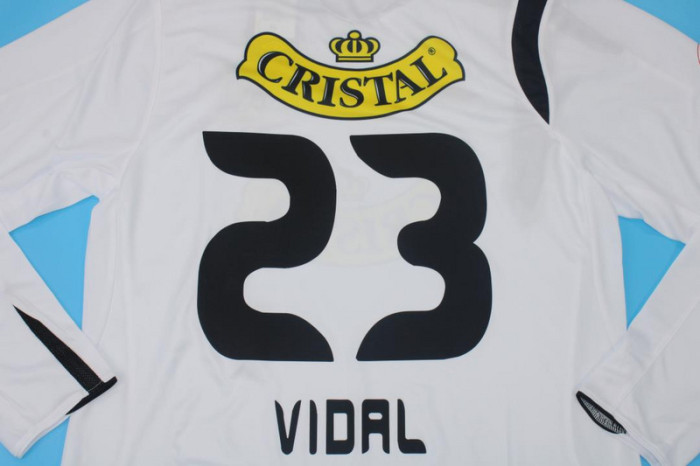 with Patch Retro Jersey Long Sleeve 2006 Colo-Colo VIDAL 23 Home Soccer Jersey