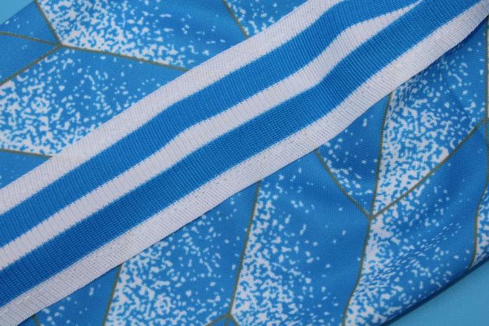Long Sleeve Retro Jersey 1988 East Germany 9 Home Vintage Soccer Jersey