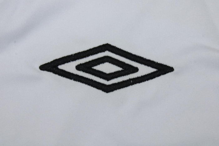 with patch Retro Jersey 2013 Colo-colo Home Soccer Jersey Vintage Football Shirt