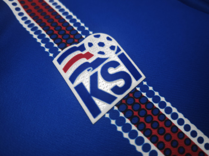 Retro Jersey 2016-2017 Iceland Home Soccer Jersey Vintage Football Shirt