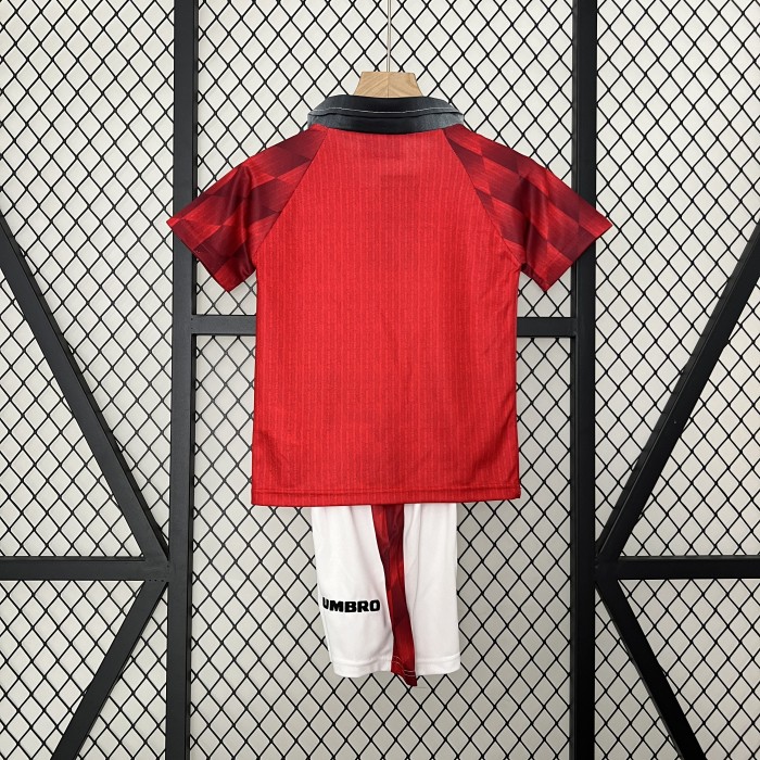Retro Youth Uniform Kids Kit 1996-1997 Manchester United Home Soccer Jersey Shorts Vintage Child Football Set