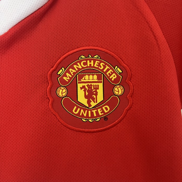 Retro Youth Uniform Kids Kit 2010-2011 Manchester United Home Soccer Jersey Shorts Vintage Child Football Set