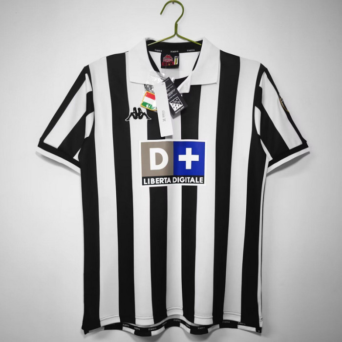 with Scudetto Patch Retro Jersey 1998-1999 Juventus Home Soccer Jersey Vintage Football Shirt