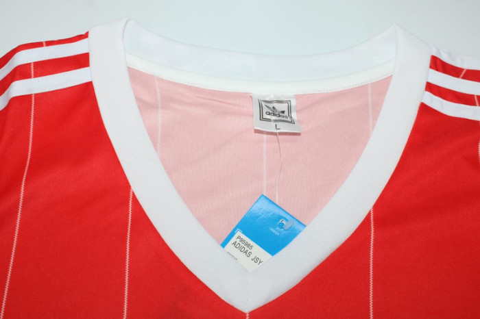 Retro Jersey 1983-1984 HSV Hamburg SV Home Soccer Jersey Hamburger Vintage Football Shirt