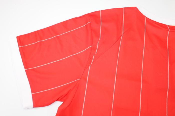 Retro Jersey 1983-1984 HSV Hamburg SV Home Soccer Jersey Hamburger Vintage Football Shirt