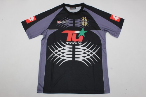 Retro Jersey 2001-2002 Juventus BUFFON 1 Black Goalkeeper Soccer Jersey Vintage Football Shirt