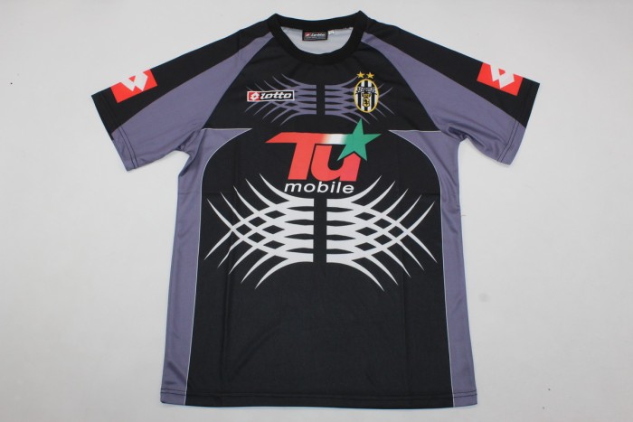 Retro Jersey 2001-2002 Juventus BUFFON 1 Black Goalkeeper Soccer Jersey Vintage Football Shirt