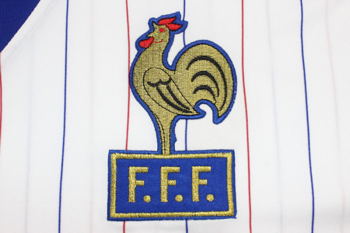 Retro Jersey Long Sleeve 1980-1982 France 10 Away White Soccer Jersey Vintage Football Shirt