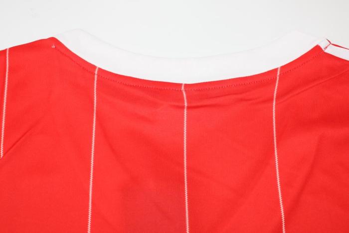 Retro Jersey 1983-1984 HSV Hamburg SV Home Soccer Jersey Hamburger Vintage Football Shirt