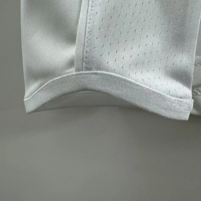 Long Sleeve Retro Jersey 2005-2006 Real Madrid Home Vintage Soccer Jersey