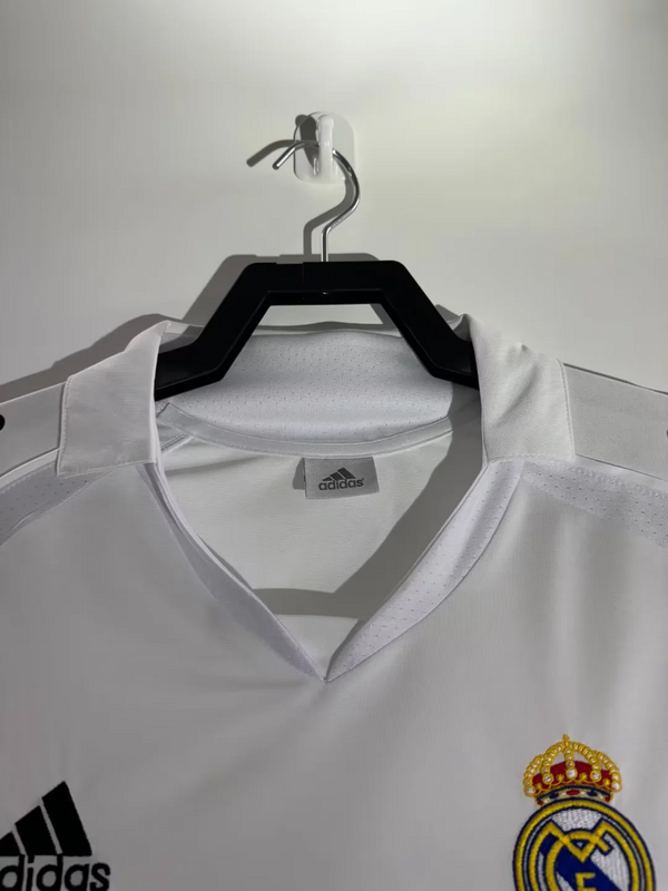 Long Sleeve Retro Jersey 2005-2006 Real Madrid Home Vintage Soccer Jersey