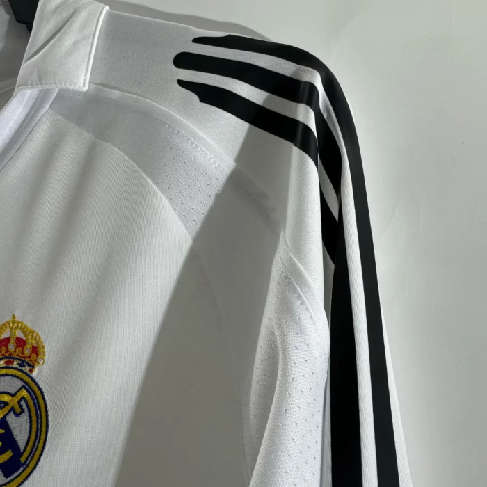 Long Sleeve Retro Jersey 2005-2006 Real Madrid Home Vintage Soccer Jersey
