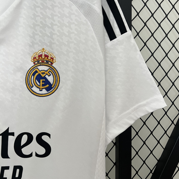 with Golden FIFA 2024 Patch Fan Version 2024-2025 Real Madrid Home Soccer Jersey Real Football Shirt