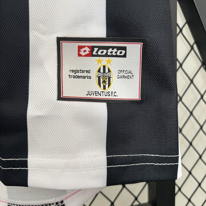 with Serie A Patch Retro Jersey 2001-2002 Juventus Home Soccer Jersey Vintage Football Shirt