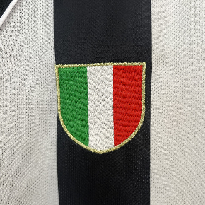 Retro Jersey 2002-2003 Juventus Home Soccer Jersey Vintage Football Shirt