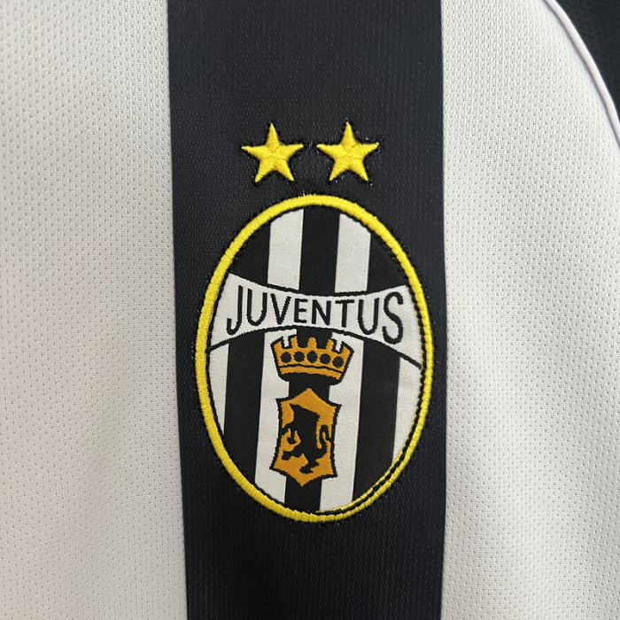 Retro Jersey 2002-2003 Juventus Home Soccer Jersey Vintage Football Shirt