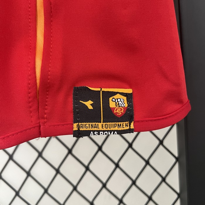 Retro Jersey 2004-2005 As Roma Home Soccer Jersey Vintage Football Shirt