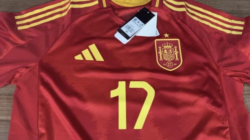 Fan Version Spain 2024 WILLIAMS JR. 17 Home Soccer Jersey España Camisetas de Futbol