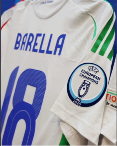 with UEFA EUROPEAN CHAMPIONS 2020+Euro Patch Player Version Italy 2024 Barella 18 Away White Soccer Jersey Football Shirt