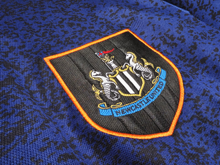 Retro Jersey 1997-1998 Newcastle United Away Soccer Jersey Vintage Football Shirt