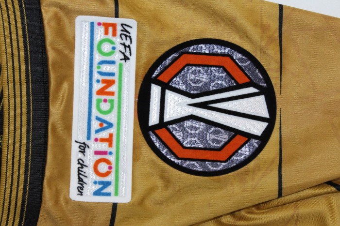 with Europa League Patch Fan Version 2024-2025 Real Sociedad OYARZABAL 10 Away Gold Soccer Jersey Football Shirt