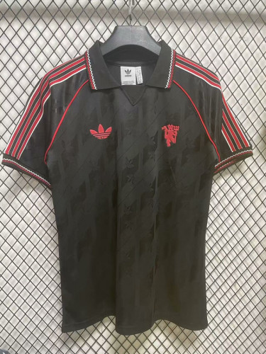 Retro Model 2024-2025 Manchester United Black Soccer Jersey
