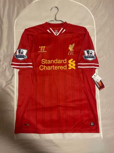 with EPL Patch Retro Jersey 2013-2014 Liverpool Suarez 7 Home Soccer Jersey Vintage Football Shirt