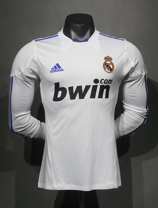 Long Sleeve Player Version Retro Jersey 2010-2011 Real Madrid Home Soccer Jersey Vintage Football Shirt