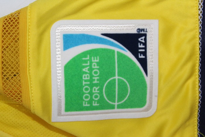with Front Lettering+World Cup Patch Retro Jersey 2014 Colombia Home Soccer Jersey Vintage Columbia Football Shirt