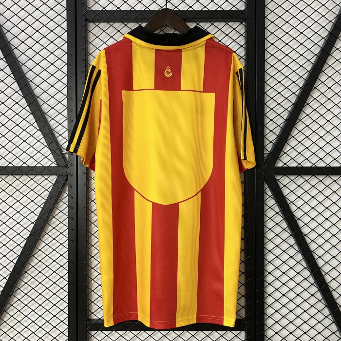 Retro Jersey 1999-2000 Galatasaray Home Soccer Jersey Vintage Football Shirt