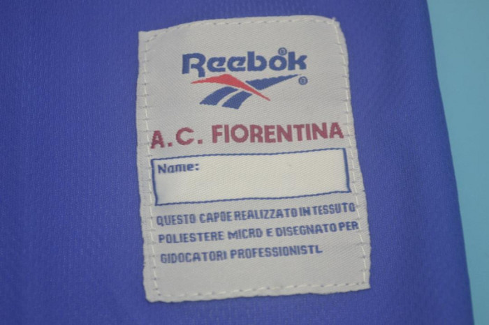 Retro Jersey 1995-1996 Fiorentina BATISTUTA 9 Home Soccer Jersey Vintage Football Shirt