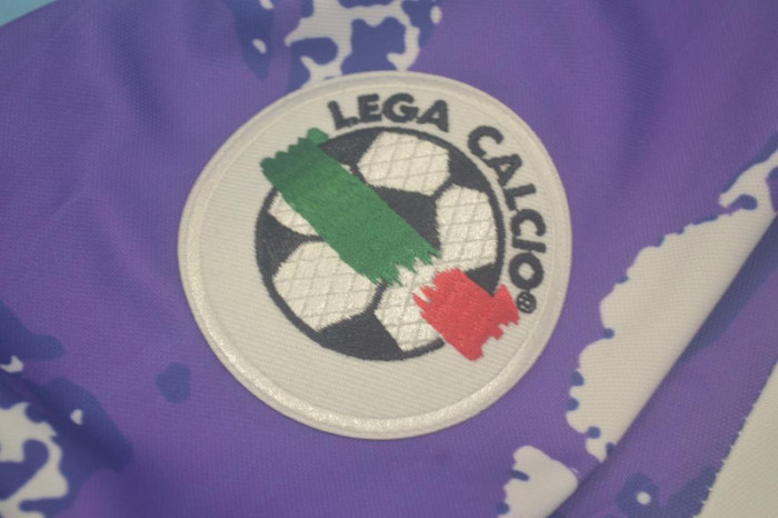 with Serie A Patch Retro Jersey 1994-1995 Fiorentina Away White Soccer Jersey Vintage Football Shirt