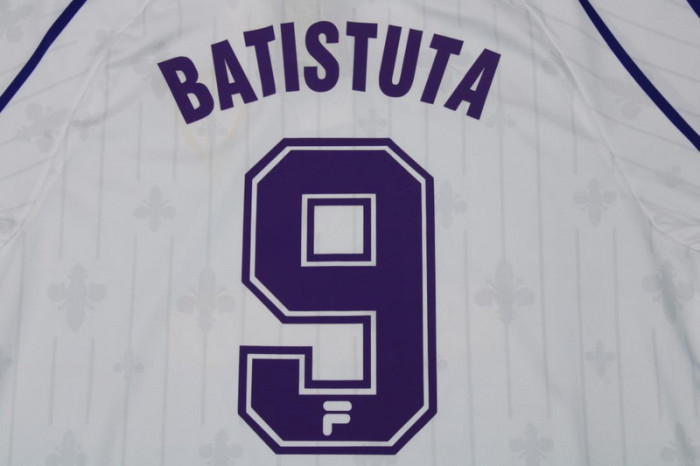 Retro Jersey 1997-1998 Fiorentina BATISTUTA 9 Away White Soccer Jersey Vintage Football Shirt