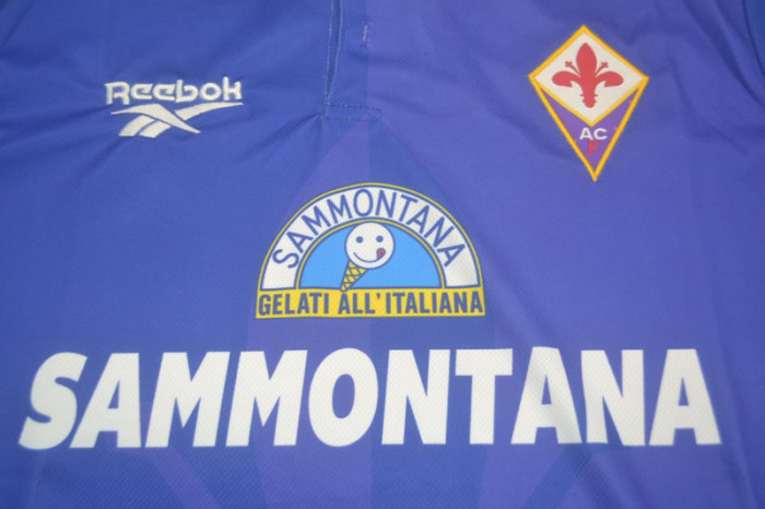 Retro Jersey 1995-1996 Fiorentina BATISTUTA 9 Home Soccer Jersey Vintage Football Shirt