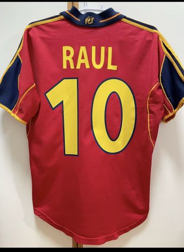Retro Jersey 2000 Spain RAUL 10 Home Soccer Jersey Vintage Camiseta de España Football Shirt
