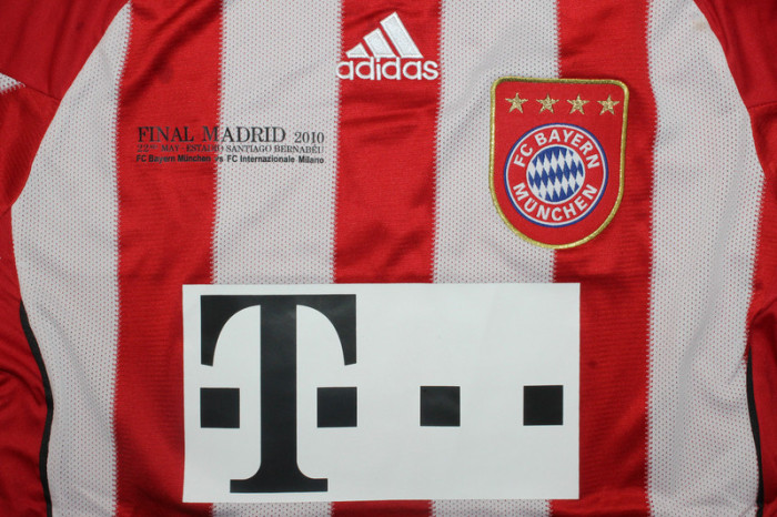 with Front Lettering+UCL Patch Retro Jersey 2010-2011 Bayern Munich ROBBEN 10 Home Soccer Jersey Vintage Football Shirt