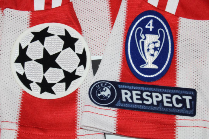 with UCL Patch Retro Jersey 2010-2011 Bayern Munich ROBBEN 10 Home Soccer Jersey Vintage Football Shirt