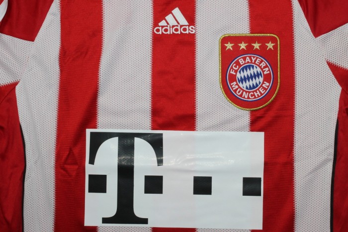 with Bundesliga Patch Retro Jersey Long Sleeve 2010-2011 Bayern Munich MULLER 25 Home Soccer Jersey Vintage Football Shirt