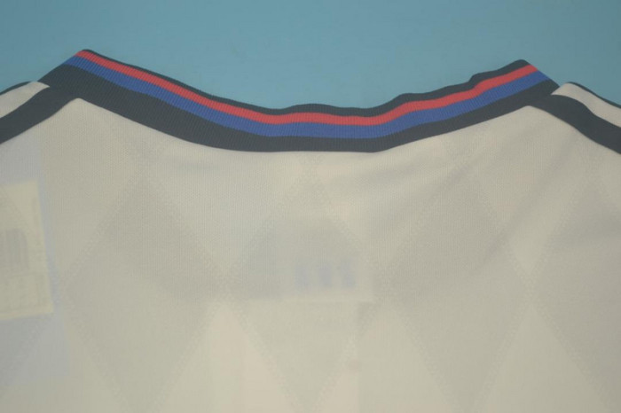 Retro Jersey 1995-1996 Bayern Munich Away White Soccer Jersey Vintage Football Shirt