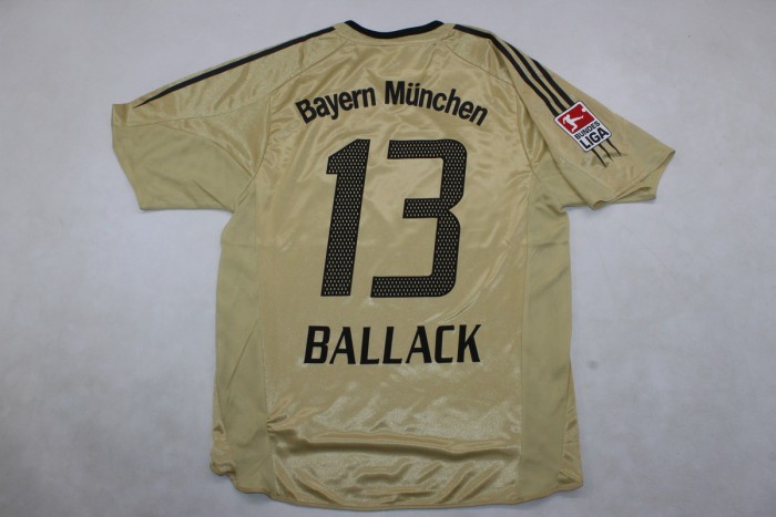 with Bundesliga Patch Retro Jersey 2004-2005 Bayern Munich BALLACK 13 Away Gold Soccer Jersey Vintage Football Shirt