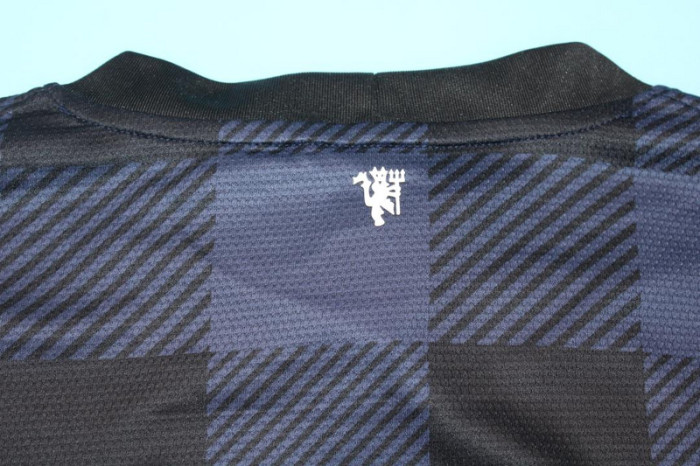 with Golden EPL Patch Retro Jersey 2013-2014 Manchester United Third Away Blue Soccer Jersey Vintage Football Shirt