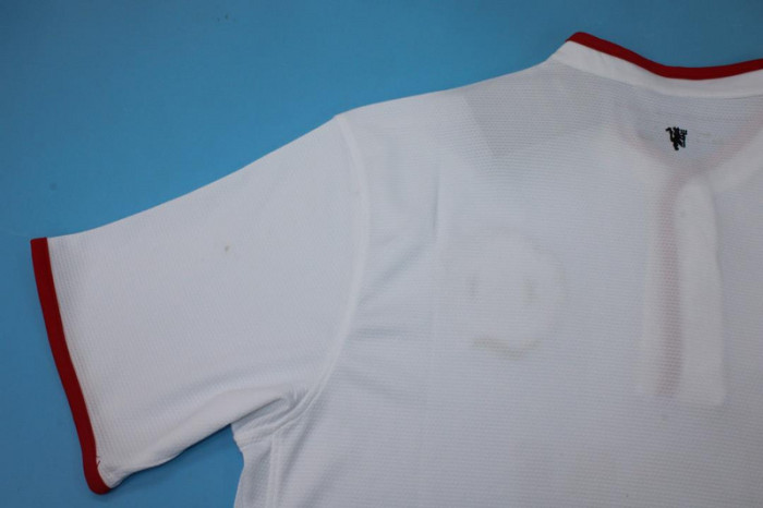 with UCL Patch Retro Jersey 2013-2014 Manchester United Away White Soccer Jersey Vintage Football Shirt